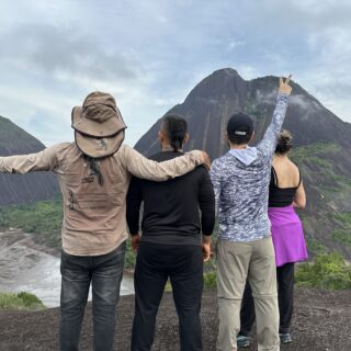 Cerros Mavicure